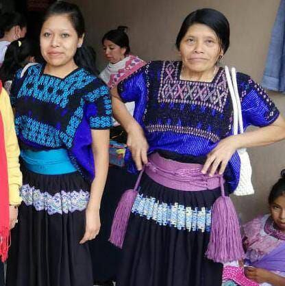 Angelica María Vásquez Grupo de Artesanas Los Girasoles Chenelhó, Chiapas